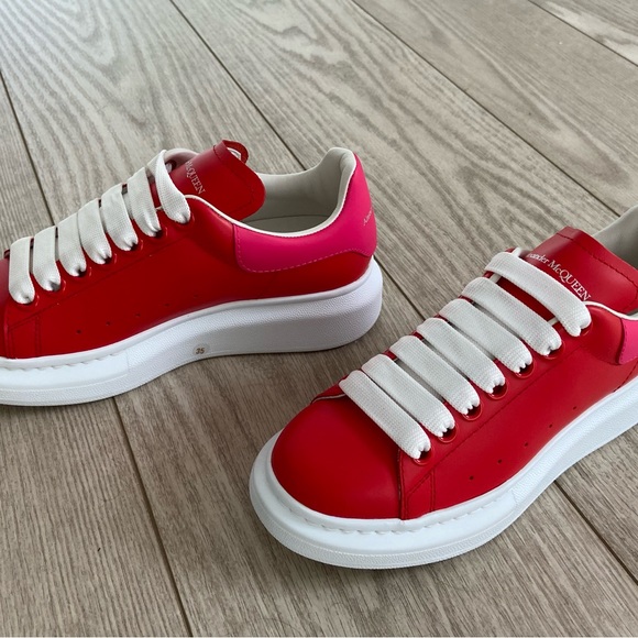 Alexander McQueen women’s leather sneakers. Size: 35 US-5. Brand new with box. - Picture 2 of 10